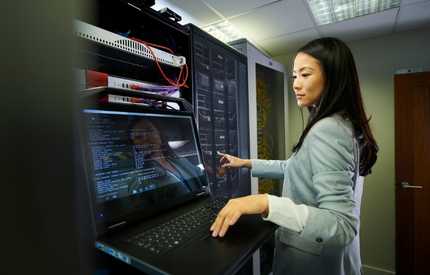 The Sheroes of Cybersecurity
